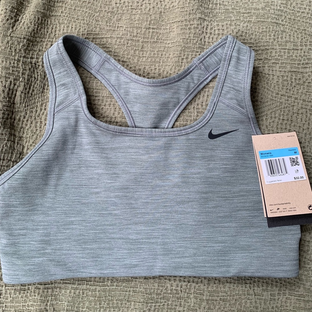 Nike sports bra never worn!